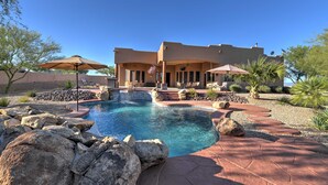 A modern house with a swimming pool, outdoor seating, and a patio area. - Scottsdale Home: Pickleball, Heated Pool & Hot Tub (Scottsdale)