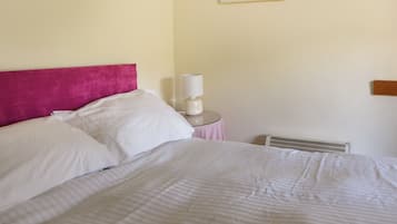 3 bedrooms, individually decorated, individually furnished, free WiFi