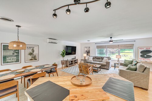 Family-friendly Saugerties Home w/ Hot Tub & Games