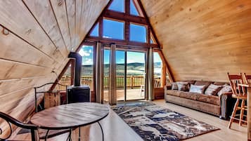 House (1 Bedroom) | Interior