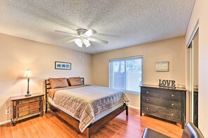 Apartment (2 Bedrooms) | Interior - Modern Mesa Apt w/ Pool Access: Walk to Sloan Park (Mesa)