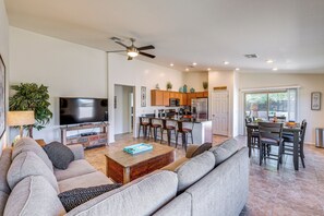 House (3 Bedrooms) | Interior - Backyard Oasis: Updated San Tan Valley Escape (San Tan Valley)