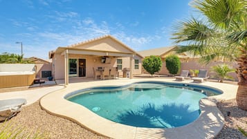 House (3 Bedrooms) | Front of property