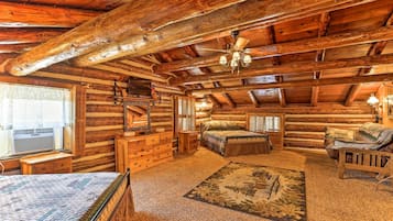 4 bedrooms, free cribs/infant beds, bed sheets