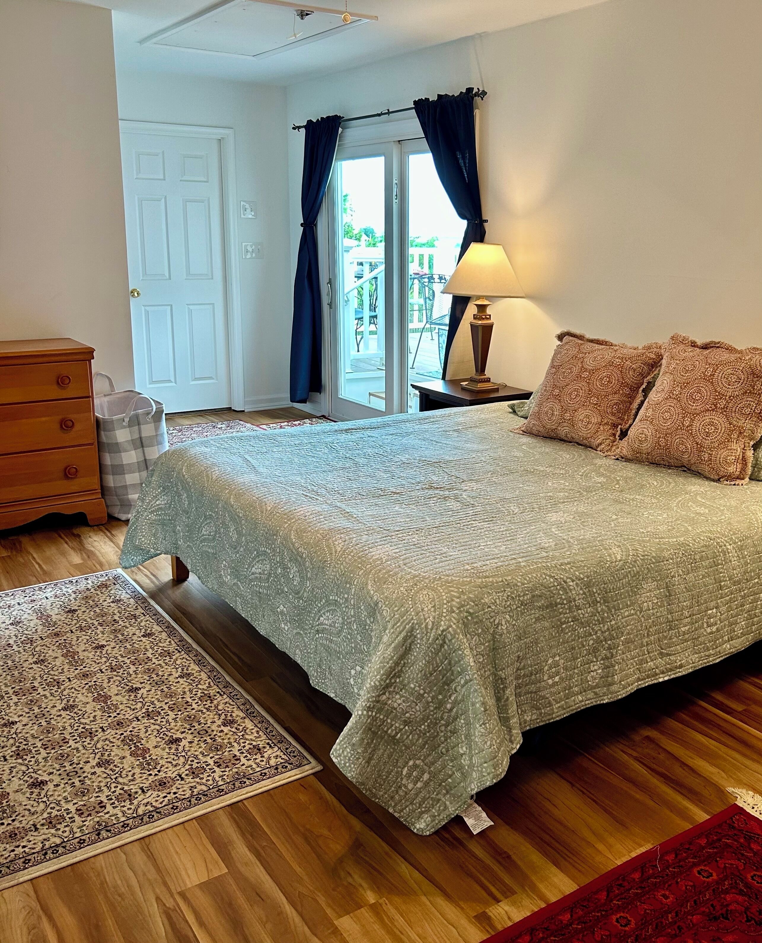 4 bedrooms, free WiFi, bed sheets