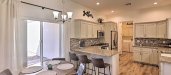 Bright Home w/ Yard, 4 Mi to Colorado River!