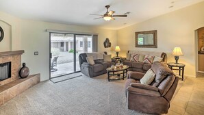 House (4 Bedrooms) | Interior - Arizona Retreat w/ Casita ~ 2 Mi to Lake Havasu (Lake Havasu City)