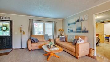 House (5 Bedrooms) | Interior