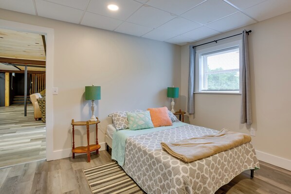 House (5 Bedrooms) | Interior