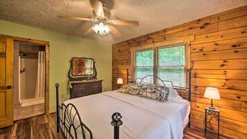 3 bedrooms, free cots/infant beds, bed sheets
