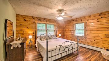 House (3 Bedrooms) | 3 bedrooms, free cots/infant beds, bed sheets