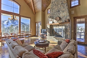 TV, fireplace - New! Skier's Dream Winter Park Townhome w/ Hot Tub (Winter Park)