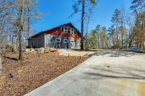 Apartment (1 Bedroom) | Interior - Romantic, Cozy Loft w/ Yard, 5 Miles to Clemson (Central)