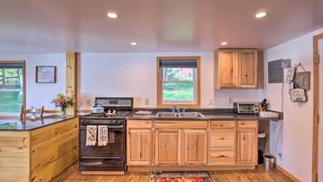 House (1 Bedroom) | Interior