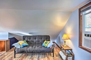 House (1 Bedroom) | Interior