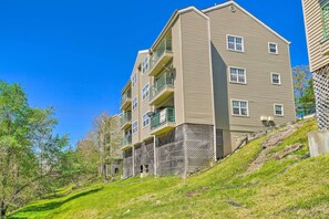 Exterior - Cozy Branson Retreat - 13 Mi to Silver Dollar City (Branson)