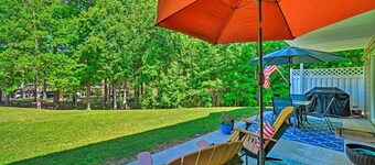 Henrico Hideaway w/ Lake Access + Boat Slip!