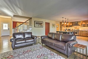 House (3 Bedrooms) | Interior