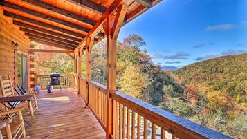 ํ์ฐ์ค (3 Bedrooms) | ๋ด๋ถ