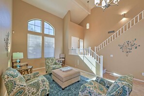 House (5 Bedrooms) | Interior - Inviting Surprise Home w/ Private Pool: Near Golf! (Surprise)