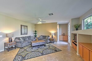 Hús (5 Bedrooms) | Að innan