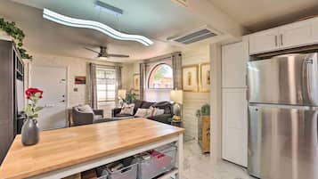 Apartment (1 Bedroom) | Interior