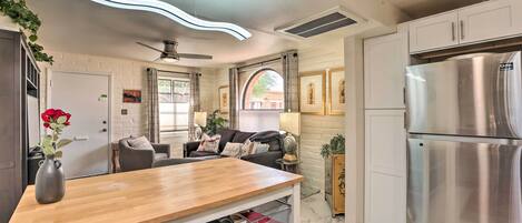 Apartment (1 Bedroom) | Interior