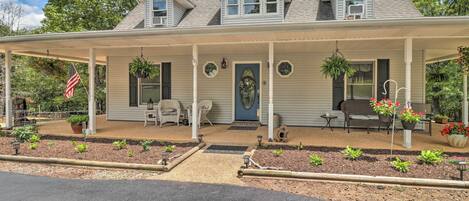 House (3 Bedrooms) | Front of property