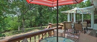 10-acre Mountain Home Getaway w/ Fire Pit