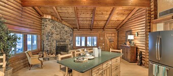 11 Mi to Rainbow Lake: Family Home w/ Large Yard