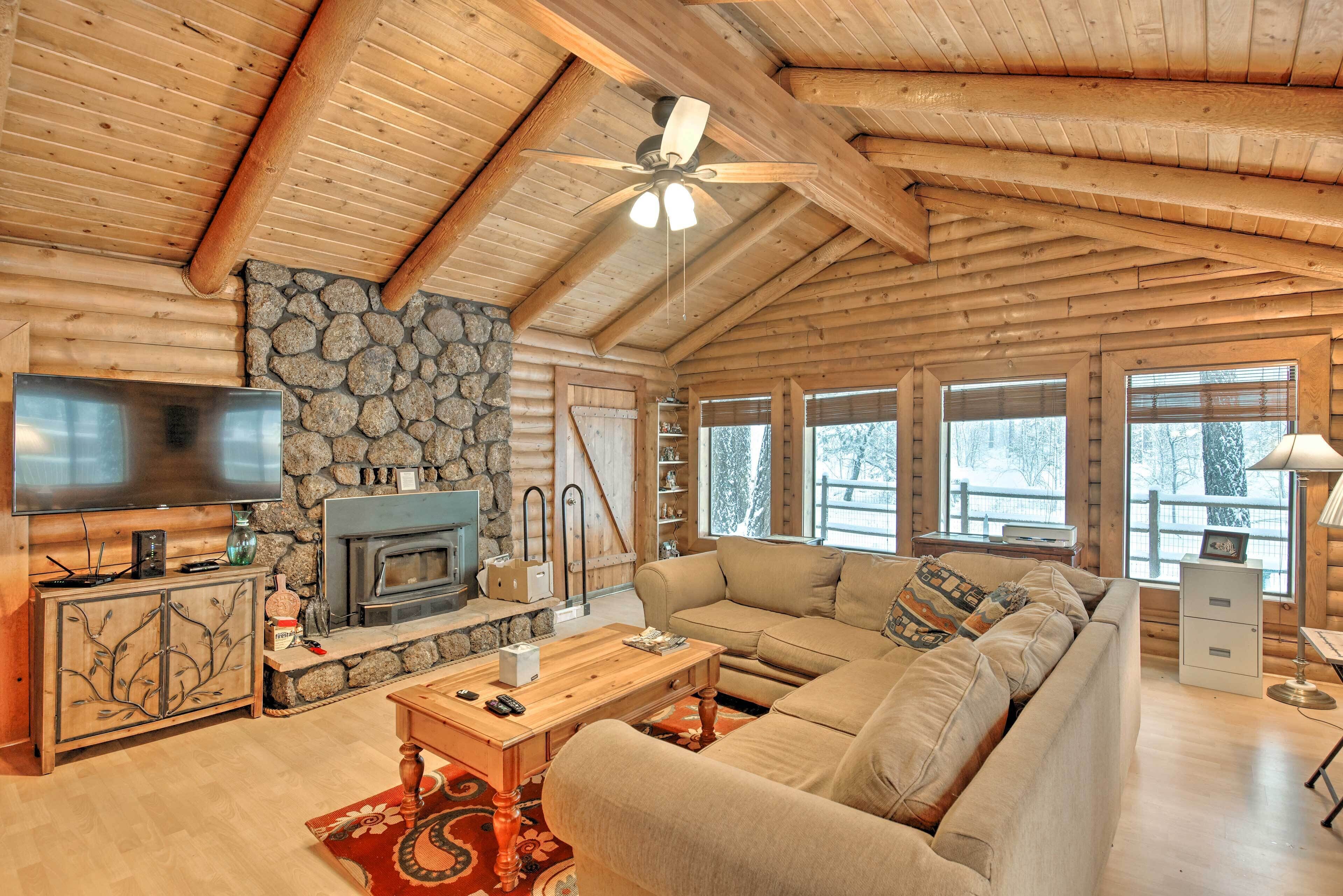 House (3 Bedrooms) | Interior