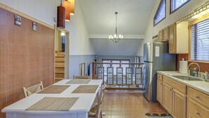 Casa (3 Bedrooms) | Parte interna