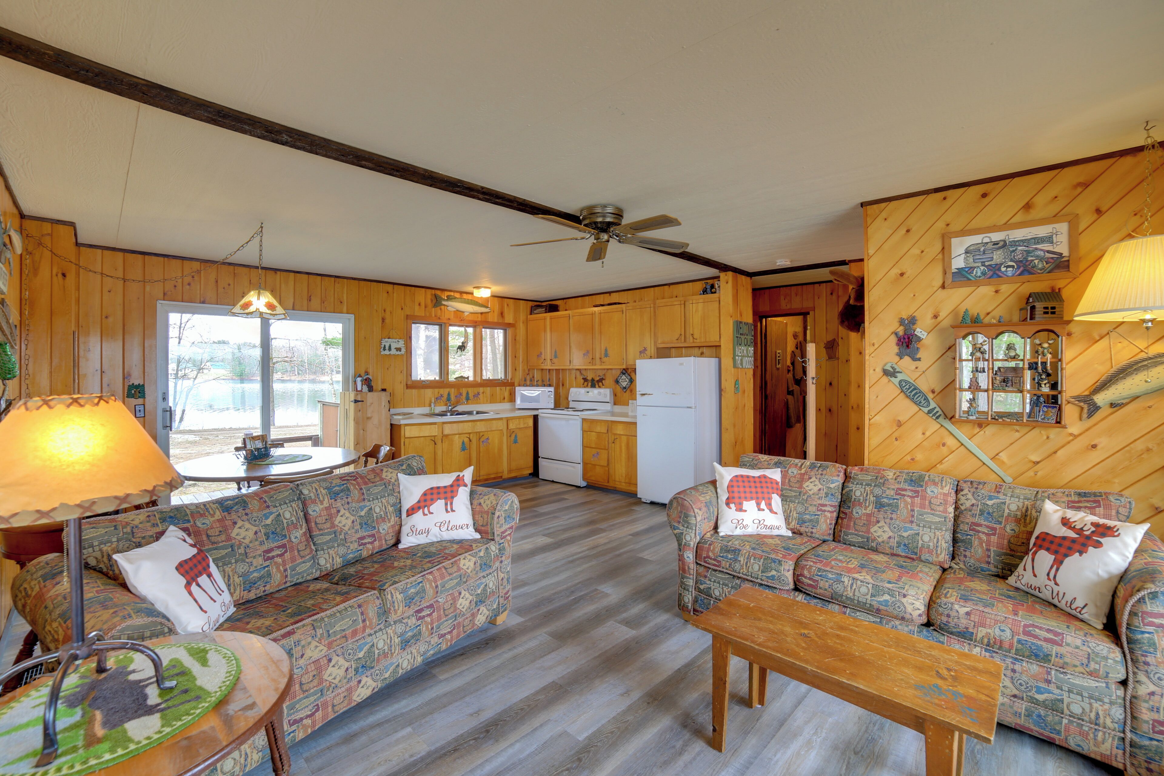 House (2 Bedrooms) | Interior