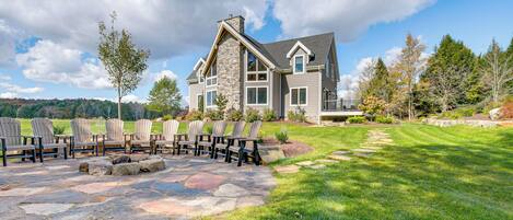 House (4 Bedrooms) | Front of property