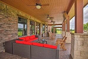 Interior - Home w/ Game Room & Fireplace: 14 Mi to Mckinney! (Blue Ridge)