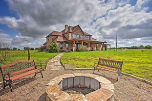 Rumah (6 Bedrooms) | Interior