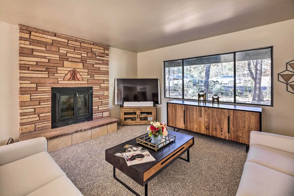 House (3 Bedrooms) | Interior - 'lakeside Traditions' Arizona Home w/ Game Room! (Lakeside)