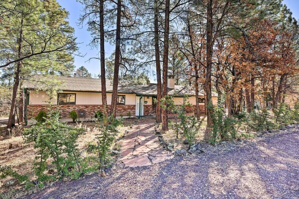 House (3 Bedrooms) | Interior - 'lakeside Traditions' Arizona Home w/ Game Room! (Lakeside)