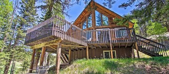 Florissant Hilltop Hideaway w/ Porch + Pond Access