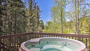 House (2 Bedrooms) | Front of property