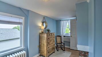 ุงูู
ูุดุฃุฉ ู
ู ุงูุฏุงุฎู