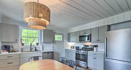 Enchanting Family House w/ Balcony < 3 Mi to Wvu!