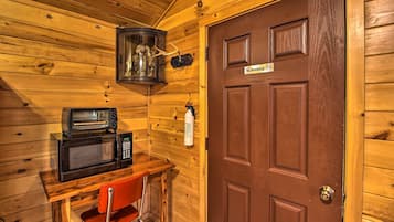House (1 Bedroom) | Interior
