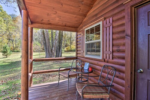 Rural Cabin Hideaway w/ Fire Pit & Mtn Views!