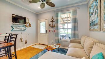 House (1 Bedroom) | Interior