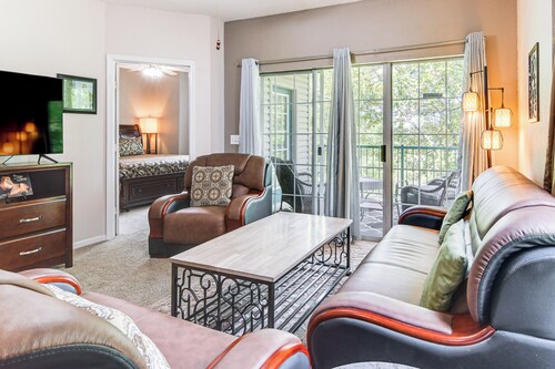 Cozy Resort Condo 5 Mi to Branson Landing!