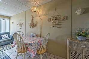 Apartment (1 Bedroom) | Interior - Condo w/ Pool Access on Wildwood Crest Beach! (Wildwood Crest)