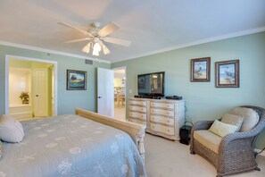 Apartment (2 Bedrooms) | Interior - Beachfront Condo w/ Pool Access in Ponce Inlet (Ponce Inlet)