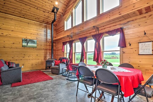 Cozy Haven of Rest Home w/ Amish Country Views!