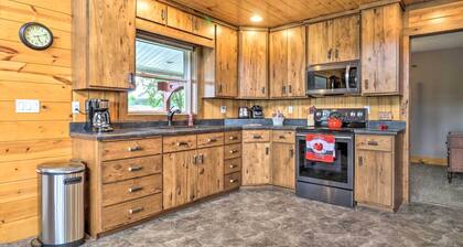 Cozy Haven of Rest Home w/ Amish Country Views!